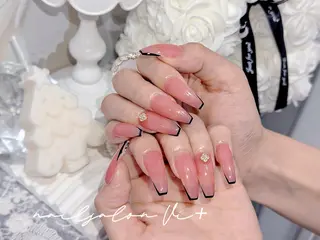 ネイル ✨Nailsalon Vi+✨のネイルデザイン