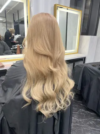ロング カラー Ria OSAKA　梅田所属・マリカ🦋韓国 ハイトーン/エクステのヘアスタイル