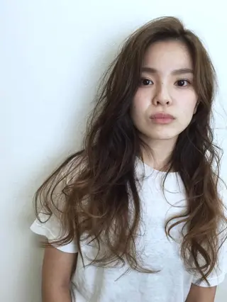 ロング カラー 岡崎勇人/レイヤー/ 韓国/ケラチンTRのヘアスタイル