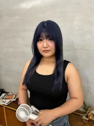 ロング カラー nalu.所属・前山 七海のヘアスタイル