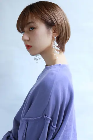 ショート カラー 齋藤 咲のヘアスタイル