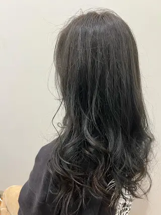 ロング カラー たかはし あかりのヘアスタイル