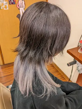 セミロング カラー ヘアアレンジ fuwat所属・秋葉原でカラーする なら🐉ちぇーたんのヘアスタイル