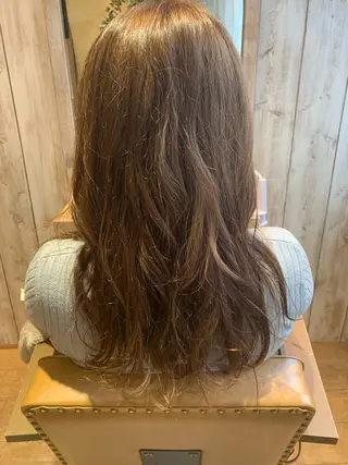 ロング CHIC 岩下真衣のヘアスタイル