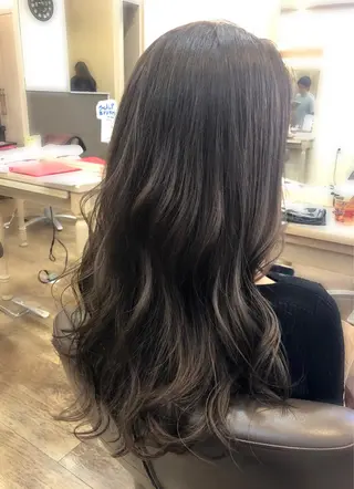 セミロング カラー 尚平 40代からの 髪質改善専門のその他イメージ