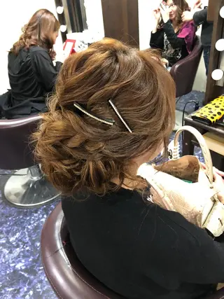 ロング ヘアアレンジ vi viのヘアスタイル