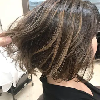 ショート カラー Lien 深井店のヘアスタイル