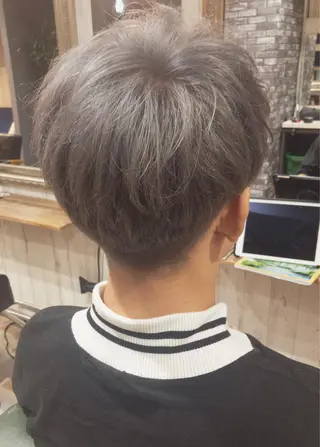 ショート 山崎 晃治のヘアスタイル