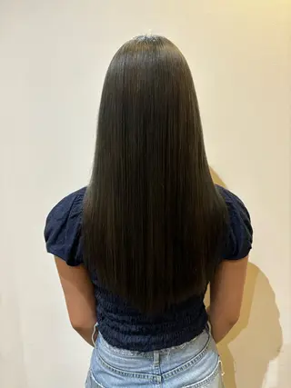 ロング Beauty Consultant 10C所属・10C Yumeのヘアスタイル