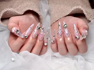 ロング トゥー フエンのネイルデザイン