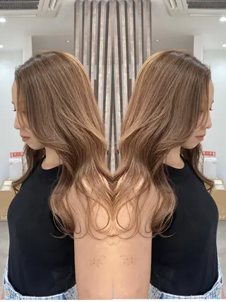 ロング 西元 亜由美のヘアスタイル