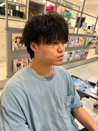 メンズ THE SKY所属・アダチ ヒナタのヘアスタイル