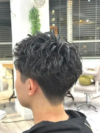 ショート パーマ メンズ スパイキー/ ピンパーマ/緑川雄也のヘアスタイル