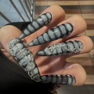 ロング 小川 柚香のネイルデザイン