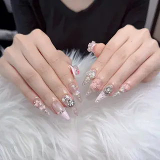 ネイル Lenie Nail Salonのネイルデザイン
