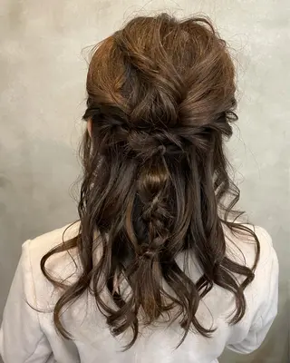 セミロング ヘアアレンジ 【ピンク/韓国ヘア/ ヘアセット】亜海のヘアスタイル