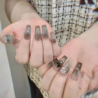 ネイル Oomiya 服部のネイルデザイン