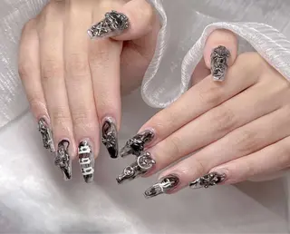 ネイル Lee Nailsのネイルデザイン