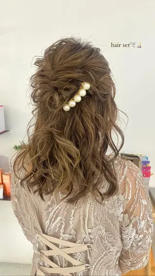 セミロング ヘアアレンジ 安永 涼のヘアスタイル