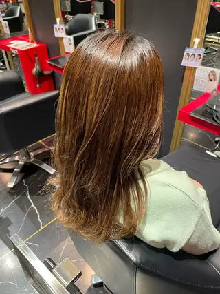 ロング 森 亜紗美のヘアスタイル