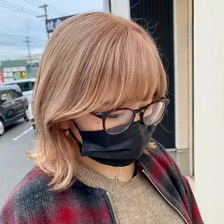 ミディアム カラー 惣木 菜穂のヘアスタイル