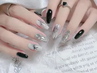 ネイル D-BEAUTY Nailsalonのネイルデザイン