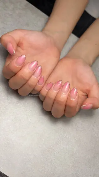 ネイル 関山 志乃のネイルデザイン