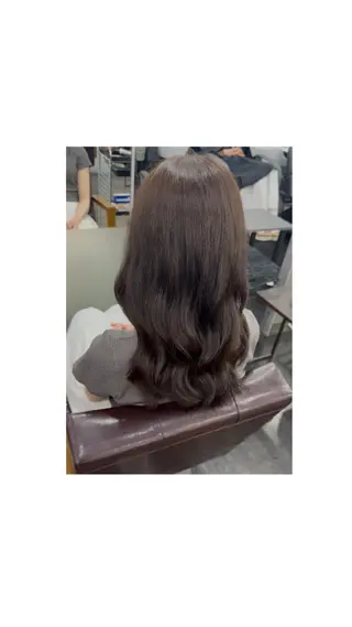 セミロング カラー 【ili心斎橋】 🐰清水 梨央🤍のヘアスタイル