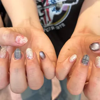 ネイル Renatus🤍 MISUZUのネイルデザイン