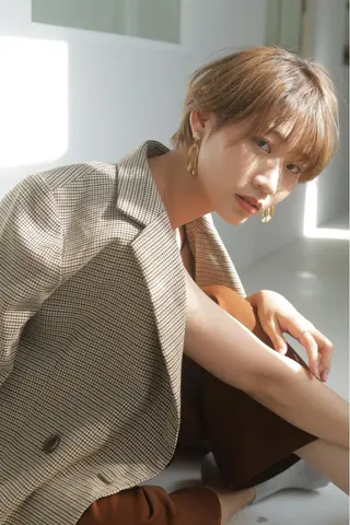 ショート カラー 保子 祐里香のヘアスタイル