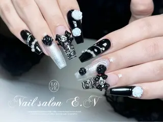 ネイル E.N🦋 長さ出し/持ち込みのネイルデザイン