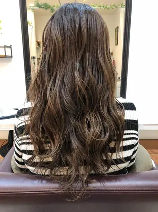 ロング カラー Lucet所属・糸井 一輝のヘアスタイル