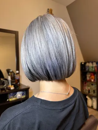 ショート 🍀ケアブリーチ カラー🍀坂井のヘアスタイル