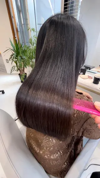 ミディアム カラー BEKKAN by youres hair所属・髪質改善 永田零亜のヘアスタイル