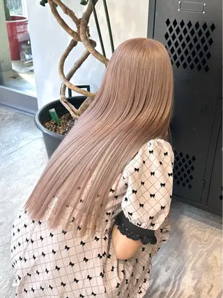 ロング ササキカズマ〻透明感 〻色落ち〻赤み消しのヘアスタイル