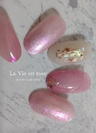 ネイル ラヴィアン ローズのネイルデザイン