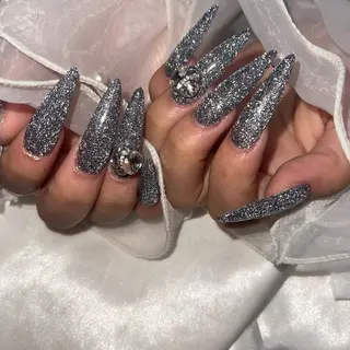 ネイル salon de Tiara 碧のネイルデザイン