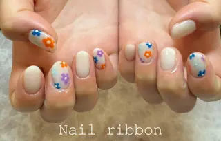 ネイル ネイルリボン 伊藤のネイルデザイン