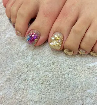 ネイル 安藤 彩乃のネイルデザイン