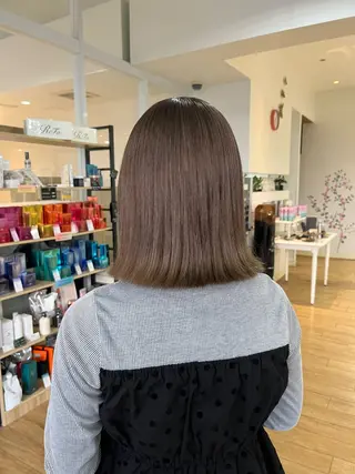 ミディアム 富永 美玖のヘアスタイル