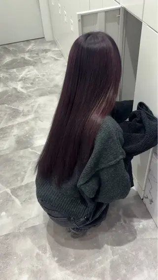 ロング ラベンダーカラー /巻き/WAKANAのヘアスタイル