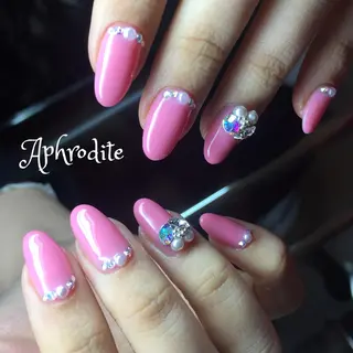 ネイル Aphrodite パラジェル認定サロンのネイルデザイン
