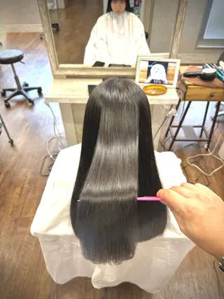 ロング ルスリー守山店所属・髪質改善美容師 🌟塚本のヘアスタイル