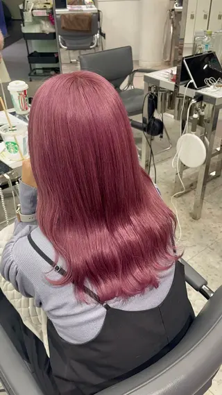 ミディアム カラー ヘアアレンジ クルミ🤍ピンク 🎀韓国ヘアのヘアスタイル