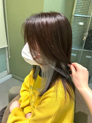 カラー 一條 乃亜のヘアスタイル