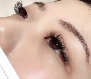 マツエク・マツパ LASH BAR天王寺店所属・LASH BAR  友久のマツエク・マツパデザイン