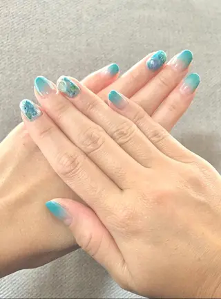 ネイル ku-to所属・林 志帆子【en2号店】のマツエク・マツパデザイン