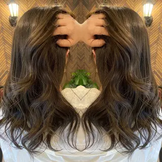 ロング カラー tocca 💜石田愛結💜のヘアスタイル