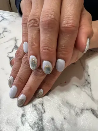 ネイル Luminous ⭐︎のネイルデザイン