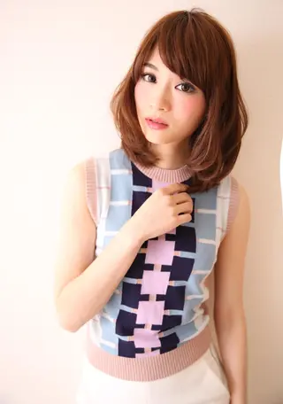 ミディアム セミロング ヘアーリゾートノーブル所属・長谷川 美怜のヘアスタイル